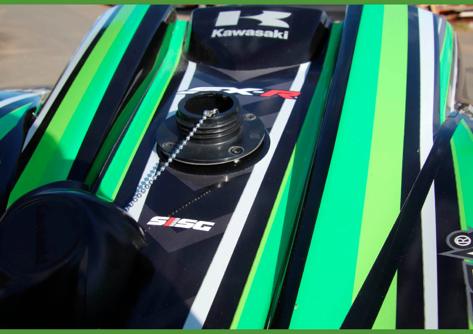 エンジンを積み直す SX-R編 ジェットスキー（水上バイク）｜ワールド